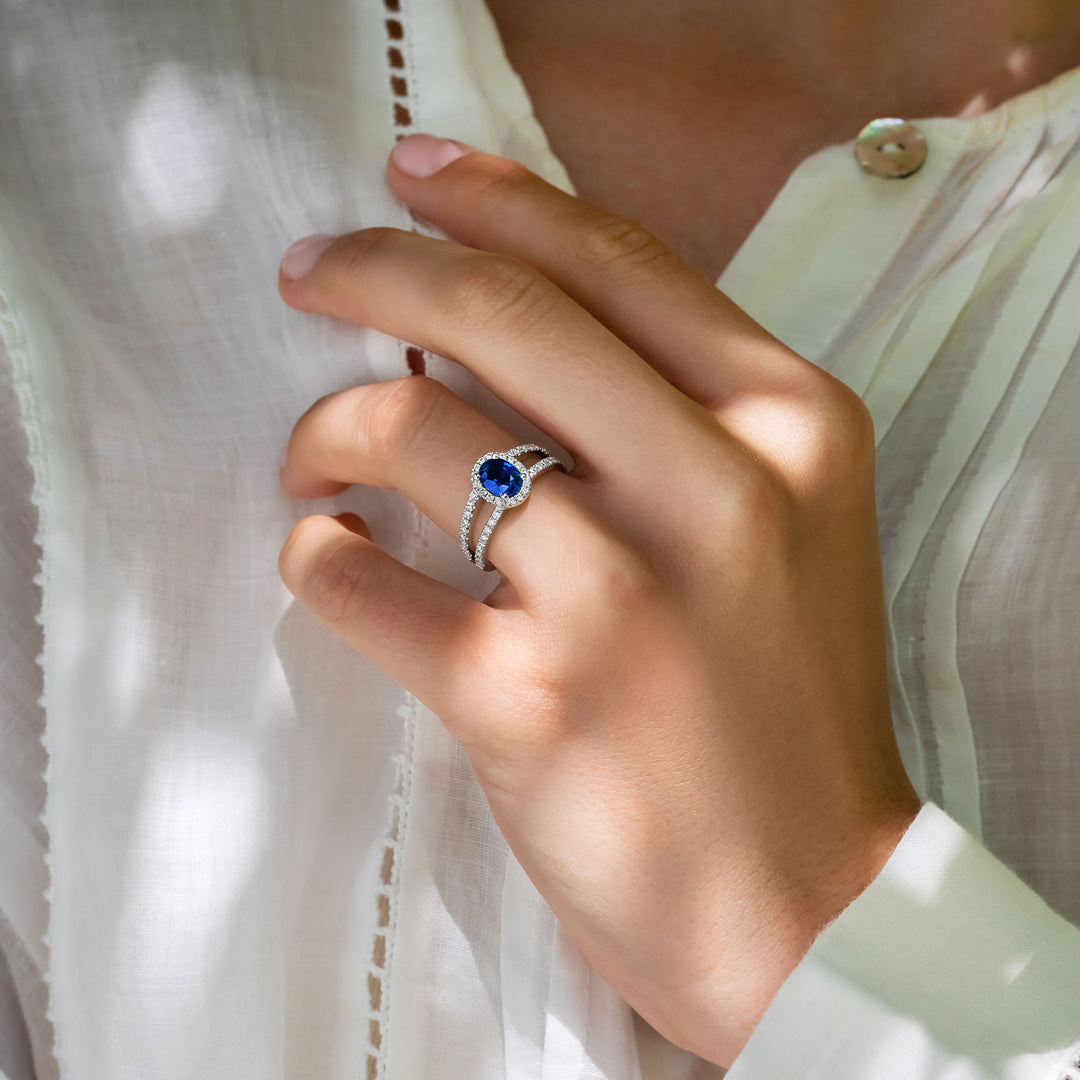 Bague De Fiançailles Saphir Bleu Ovale 3.30 Ct En Or Jaune 14 Carats - Personnalisable, Réglable