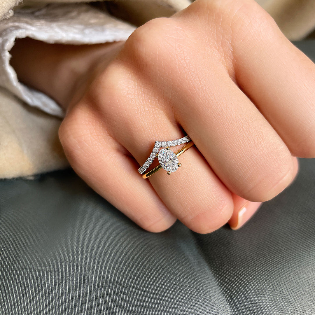 V-shaped wishbone diamond wedding ring - Vila | Beldiamond